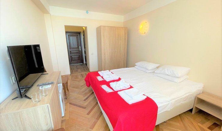 Отель "Апсны"